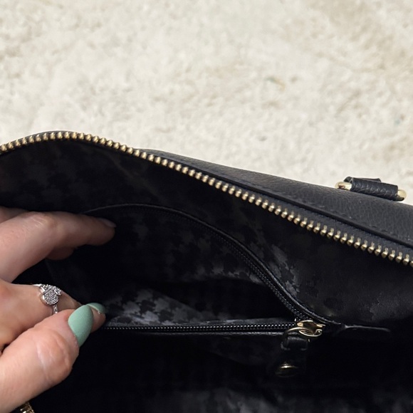 💐NWT Karl Lagerfeld Black and Cream Floral Satchel - Picture 10 of 11